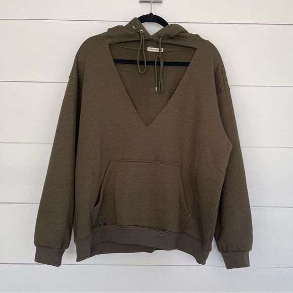 LF Emma & Sam Women’s Small Olive Green Cutout Sweatshirt Hoodie - Picture 1 of 5